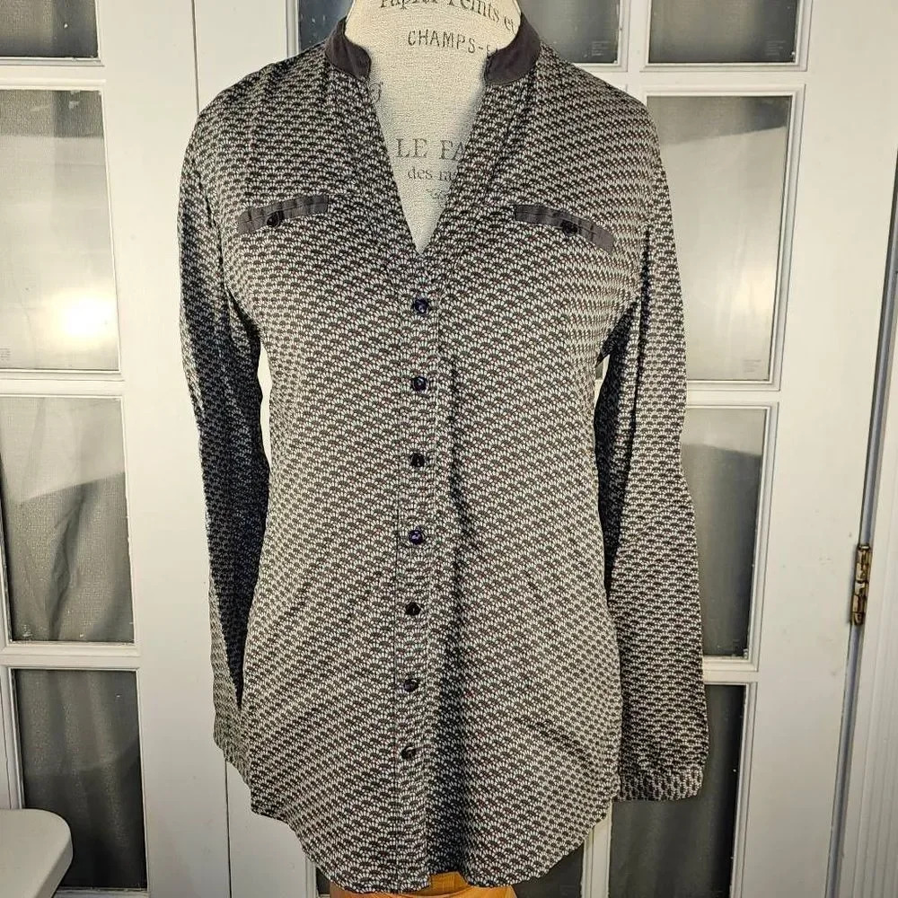 NWT Soft Surroundings Womens Gray Blue Foulars Shirt Top Small